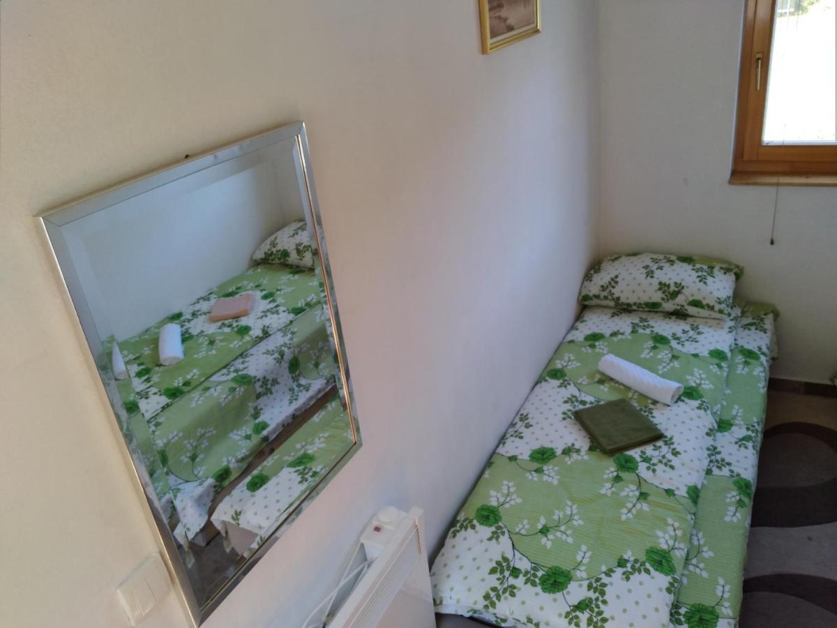 Vikendica Pored Drine Foca Handici Exterior foto