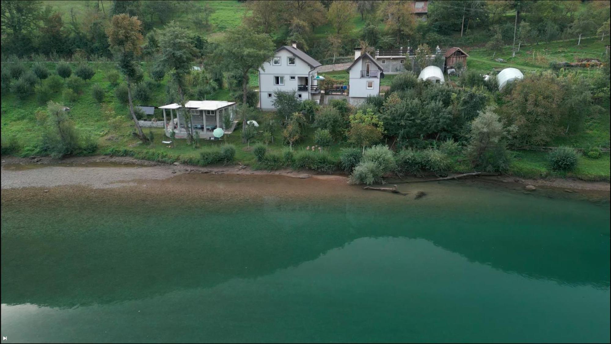 Vikendica Pored Drine Foca Handici Habitación foto
