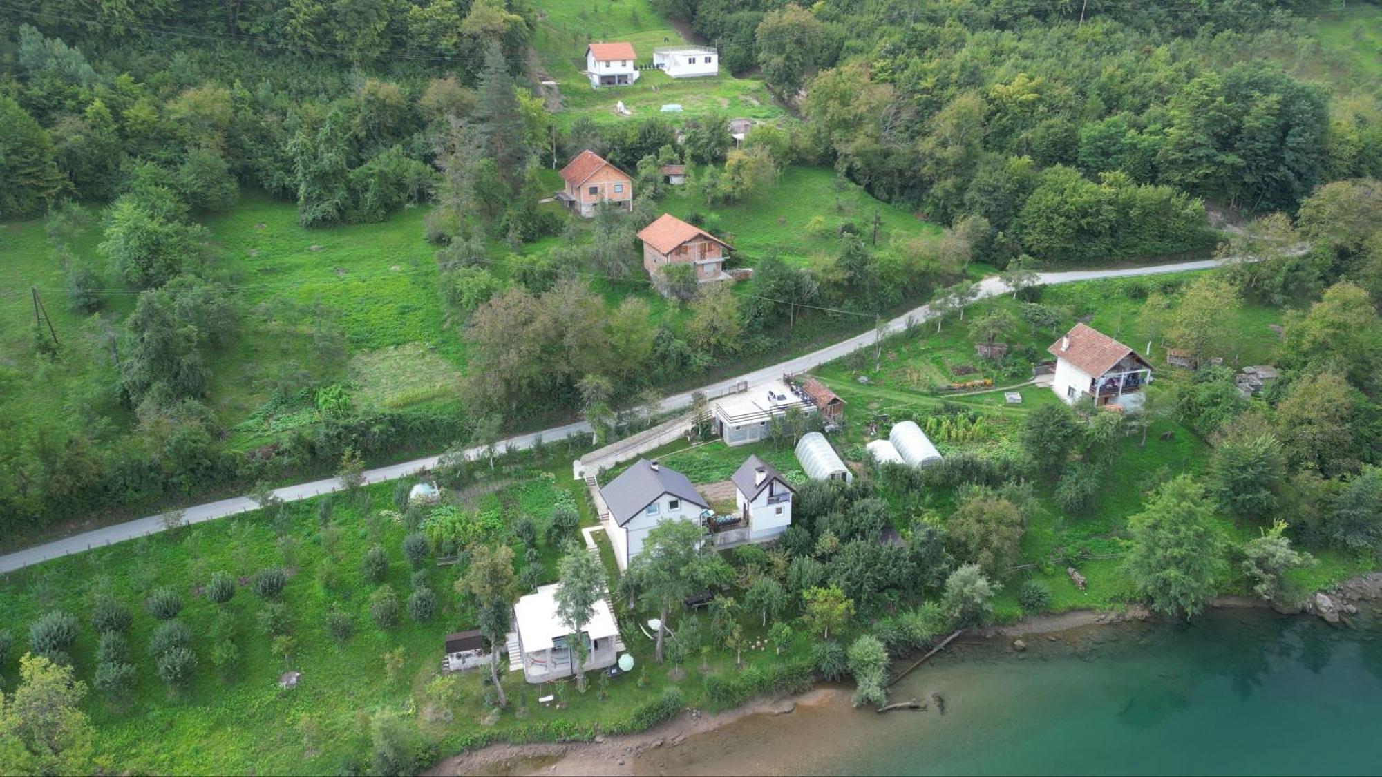 Vikendica Pored Drine Foca Handici Habitación foto
