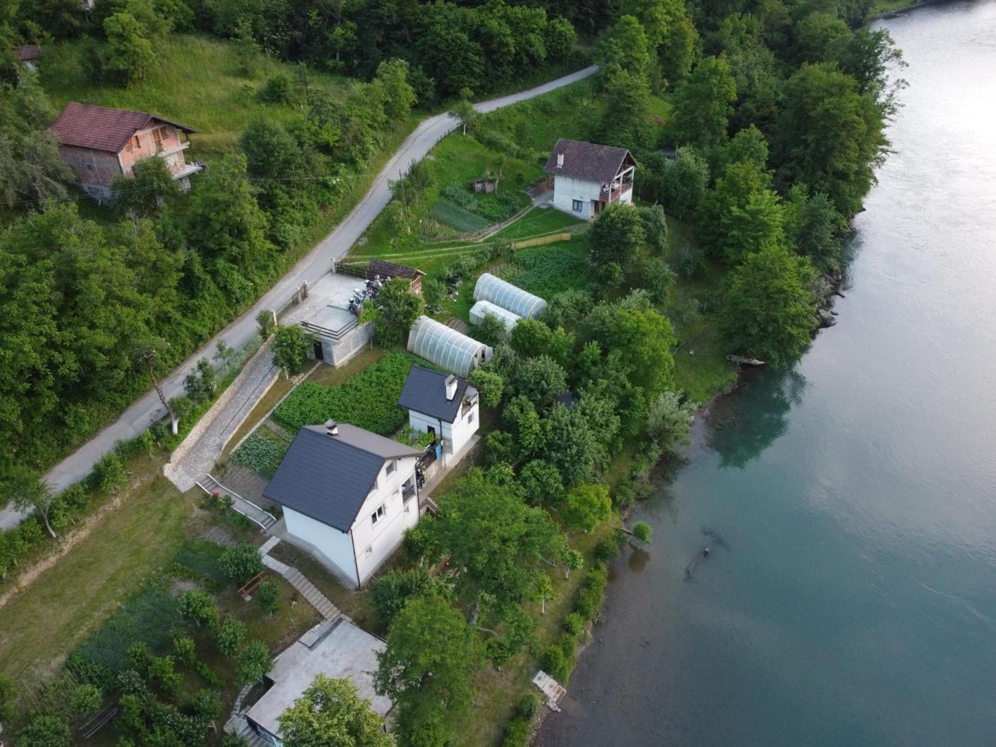 Vikendica Pored Drine Foca Handici Exterior foto